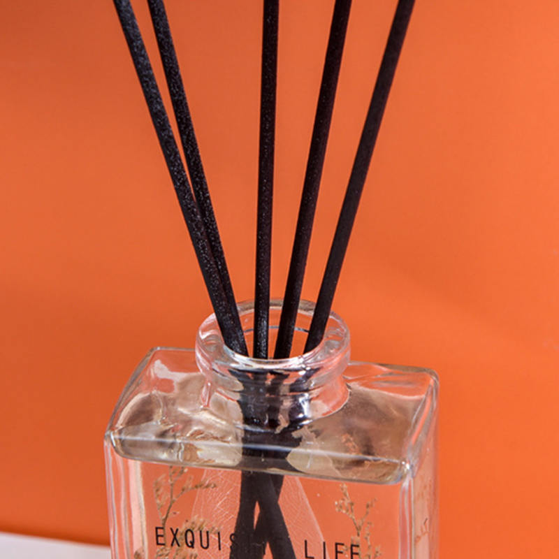 Tuyong palamuti ng bulaklak na walang fire aromatherapy reed diffuser