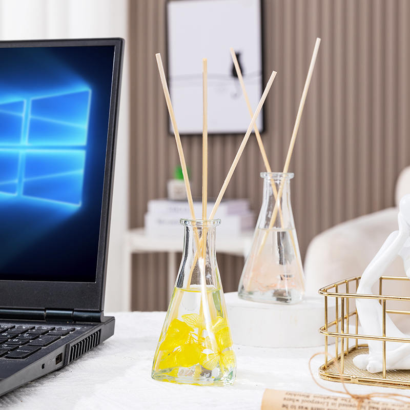 Puno ng ubas pinatuyong bulaklak tatsulok na bote walang apoy panloob na aromatherapy tambo diffuser