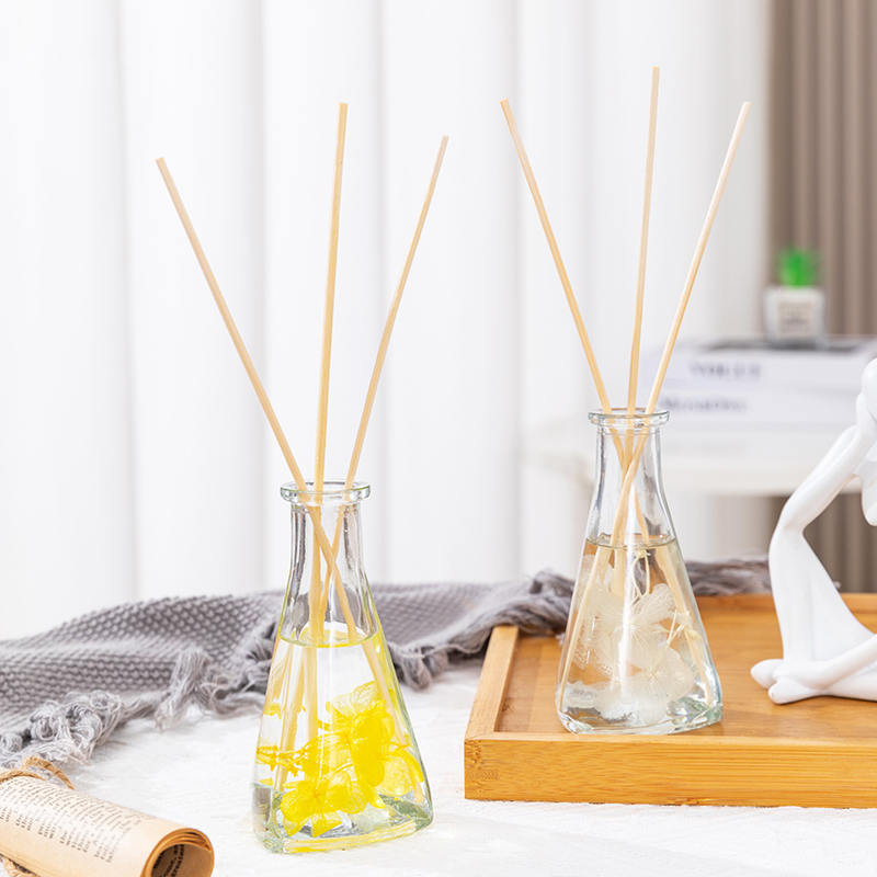 Puno ng ubas pinatuyong bulaklak tatsulok na bote walang apoy panloob na aromatherapy tambo diffuser