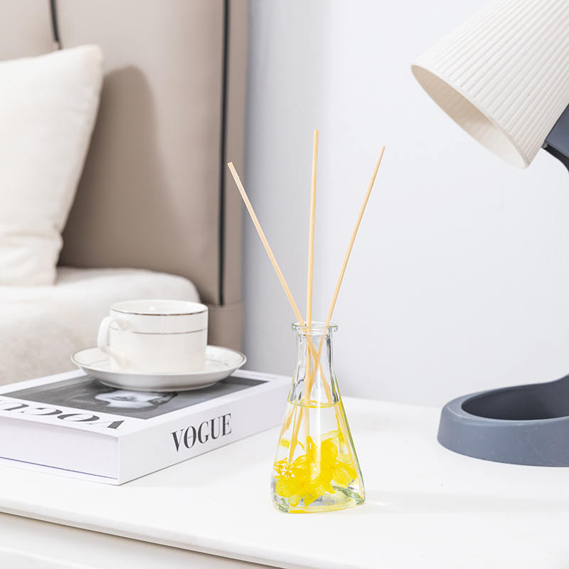 Puno ng ubas pinatuyong bulaklak tatsulok na bote walang apoy panloob na aromatherapy tambo diffuser