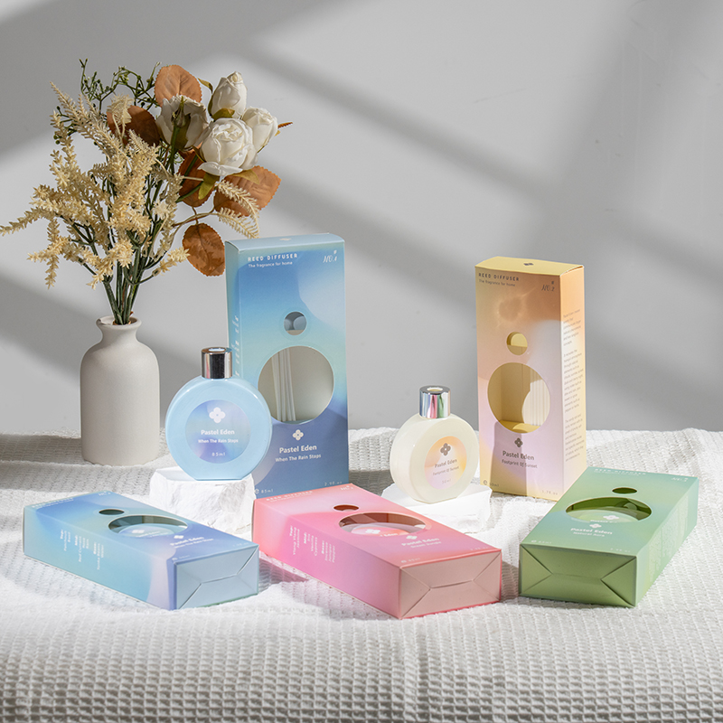 Klasikong bote ng pabango na pabango sa bahay-pabango sa bahay