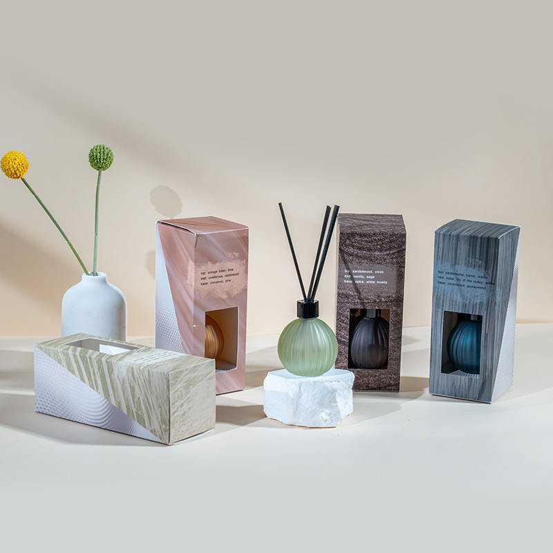 Maliit na bumbilya na may mga patayong guhit na umuusok na bote na tambo diffuser-home scent tambo diffuser tagagawa