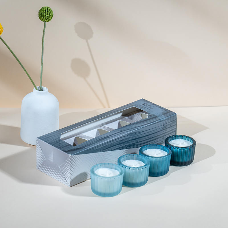 Set ng 4 na patayong may guhit na maliit na dwarf glass candle cup