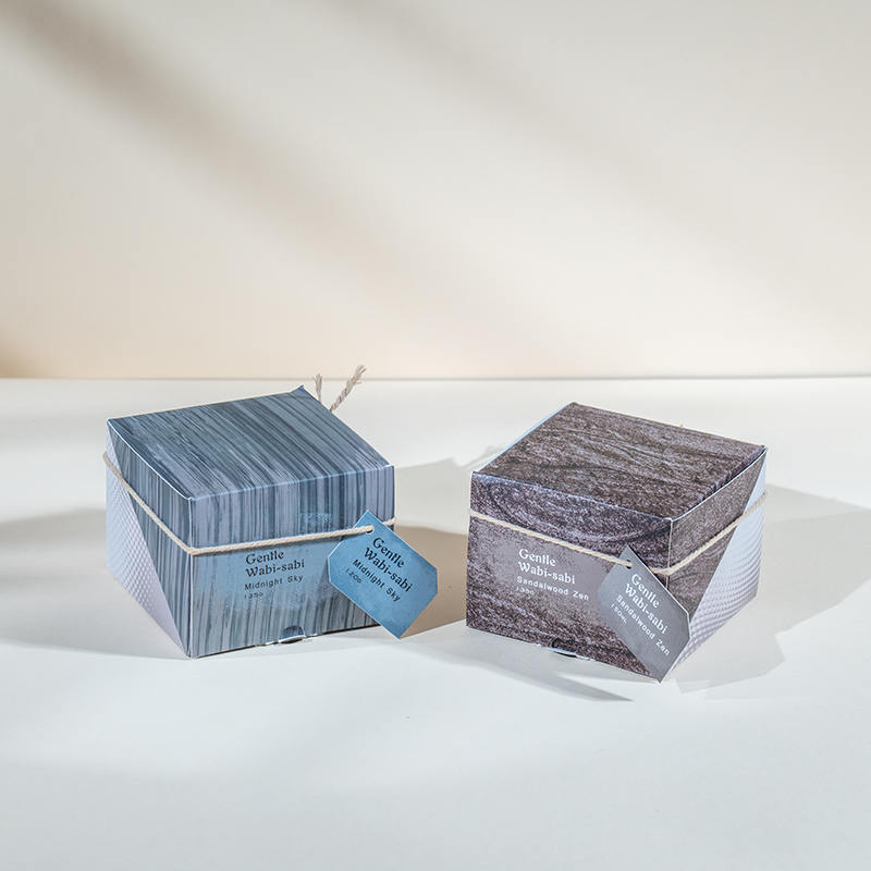 Round glass candle cup na may mga vertical na guhit na may amoy na kandila-eco soy wax candle vendor