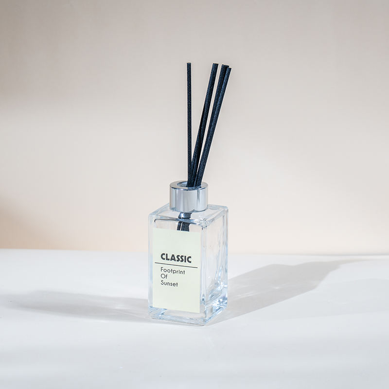 Klasikong high square glass bottle reed diffuser