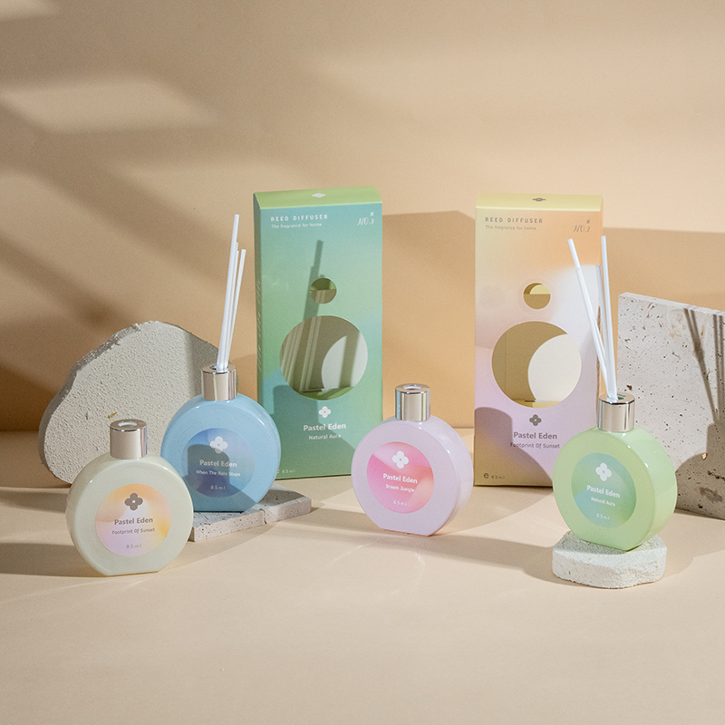 Klasikong bote ng pabango na pabango sa bahay-pabango sa bahay