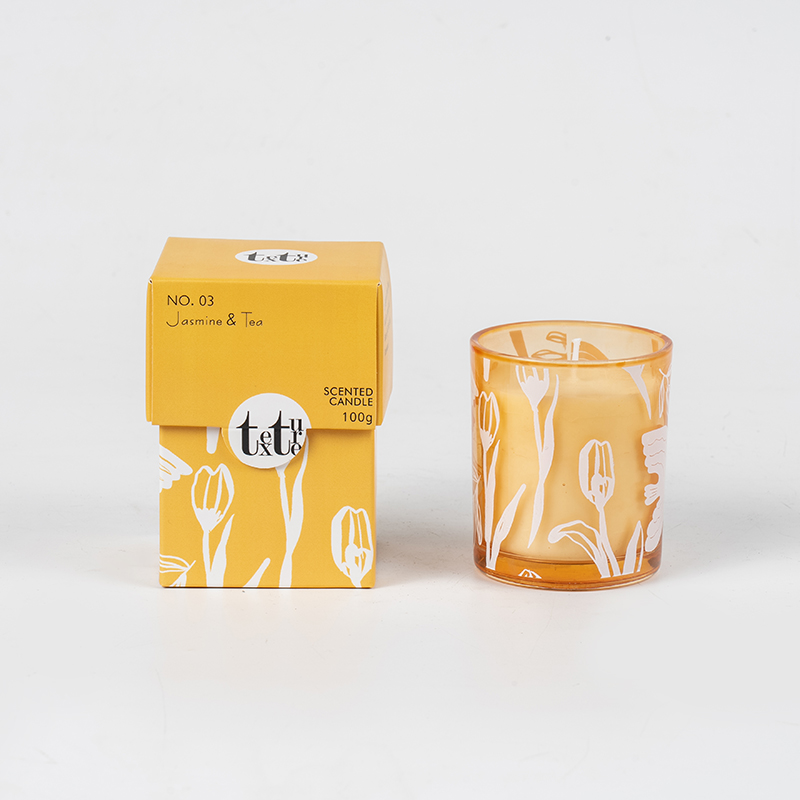 Classic round cup scented candle na may paper figure printing