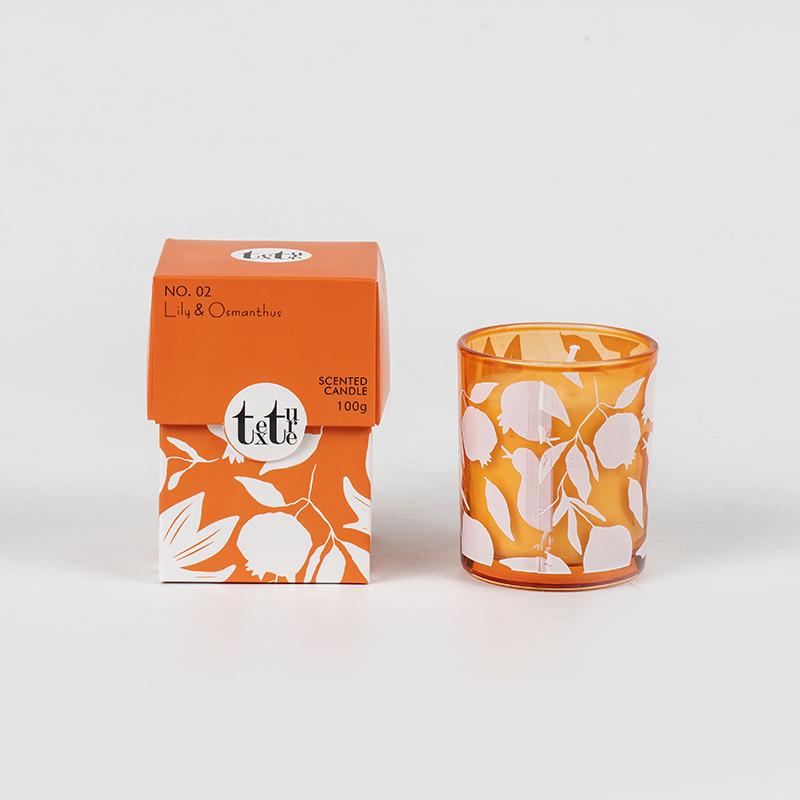 Classic round cup scented candle na may paper figure printing
