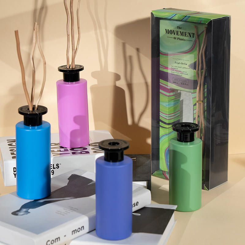 Bilog na malinaw na bote ng salamin na may mataas na volatility na may wooden stick reed diffuser-premium na bote ng aromatherapy